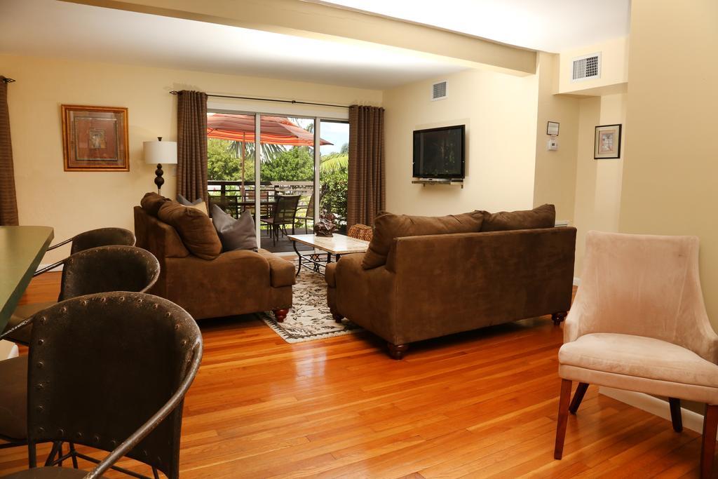 The Cabanas Guesthouse & Spa - Gay Resort Catering To Gay Men Fort Lauderdale Exterior photo