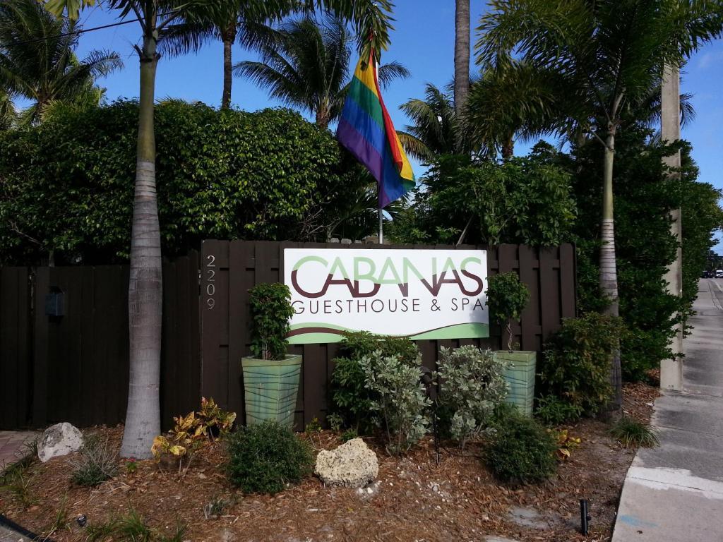 The Cabanas Guesthouse & Spa - Gay Resort Catering To Gay Men Fort Lauderdale Exterior photo